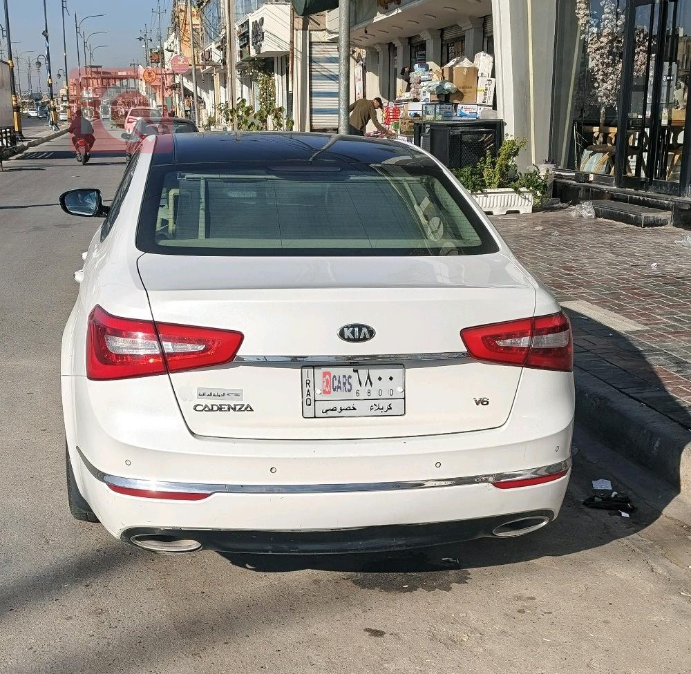 كيا كادينزا